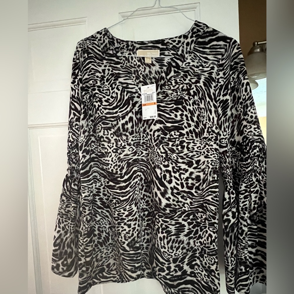 Women’s Michael Kors blouse size small NWT